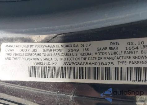 2010 Volkswagen New Beetle 2.5L z USA, uszkodzony, nr VIN 3VWPG3AG5AM018478